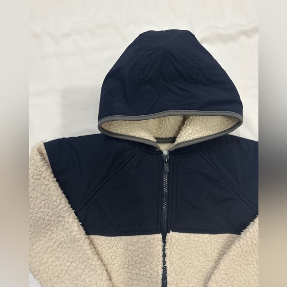 Cozy full-zip Sherpa hooded jacket - Picture 5 of 9